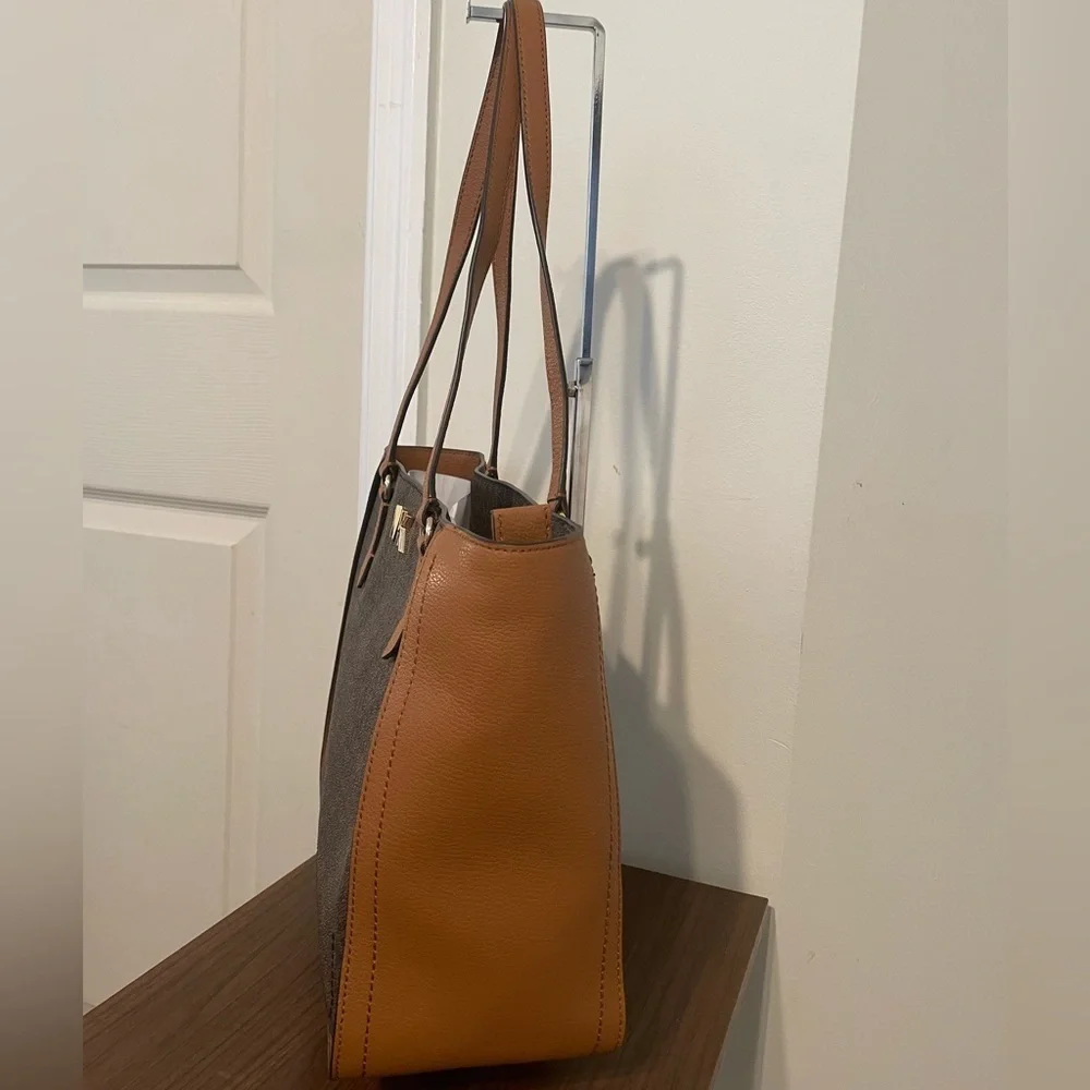 Michael Kors Sylvia Top Zip Brown MK BRN/Luggage Medium Tote - NWT